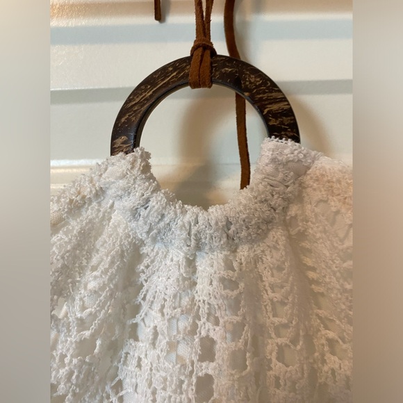 Y2k White lace halter top - Picture 2 of 6